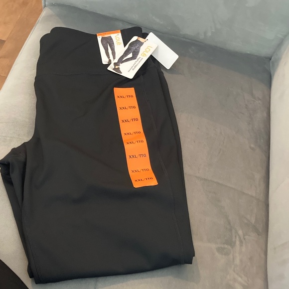 Lole Other - Lole Black Sweatpants with Orange Size Tag
